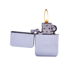 Champ Briquet de l'essence de pétrole rechargeable 40400344